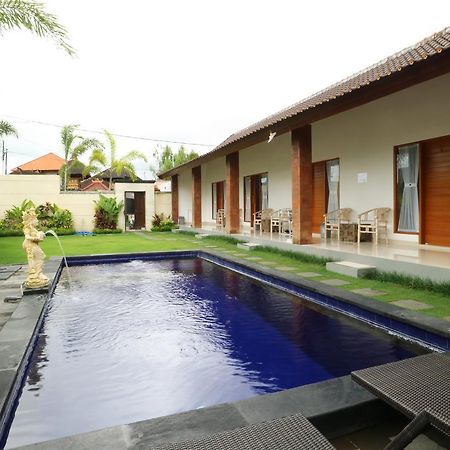 Aghasvina Guest House Canggu Екстериор снимка