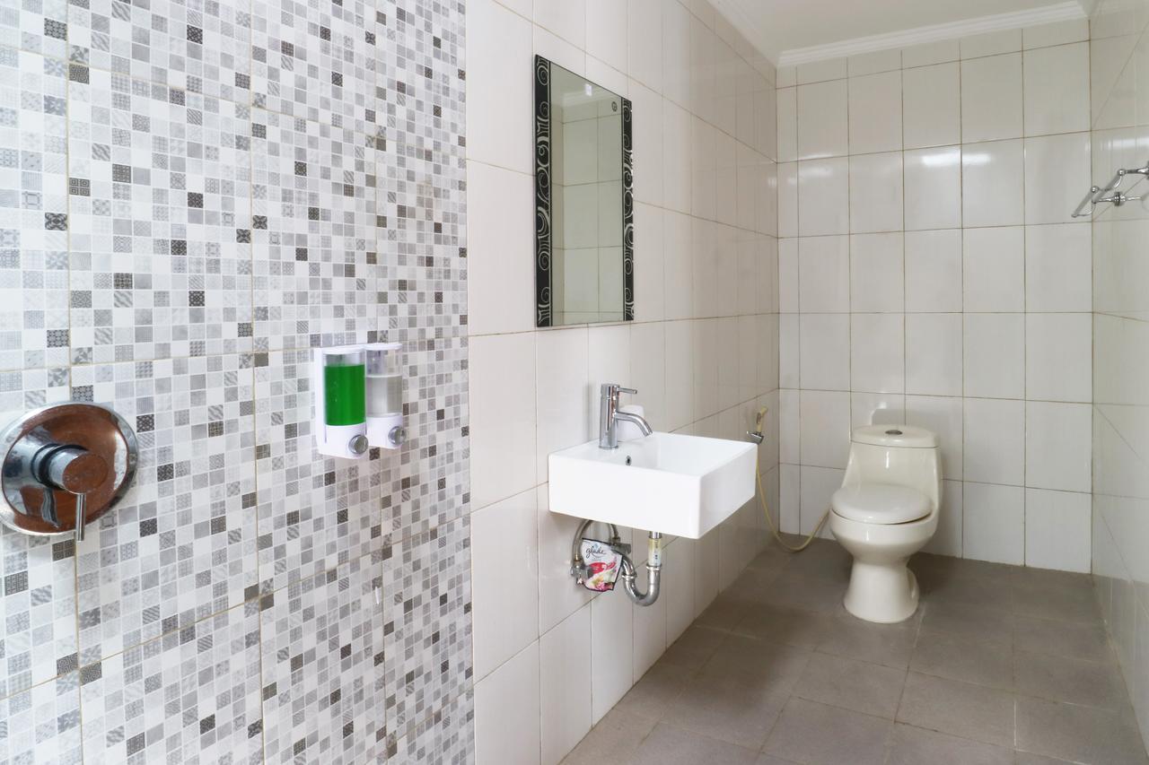 Aghasvina Guest House Canggu Екстериор снимка