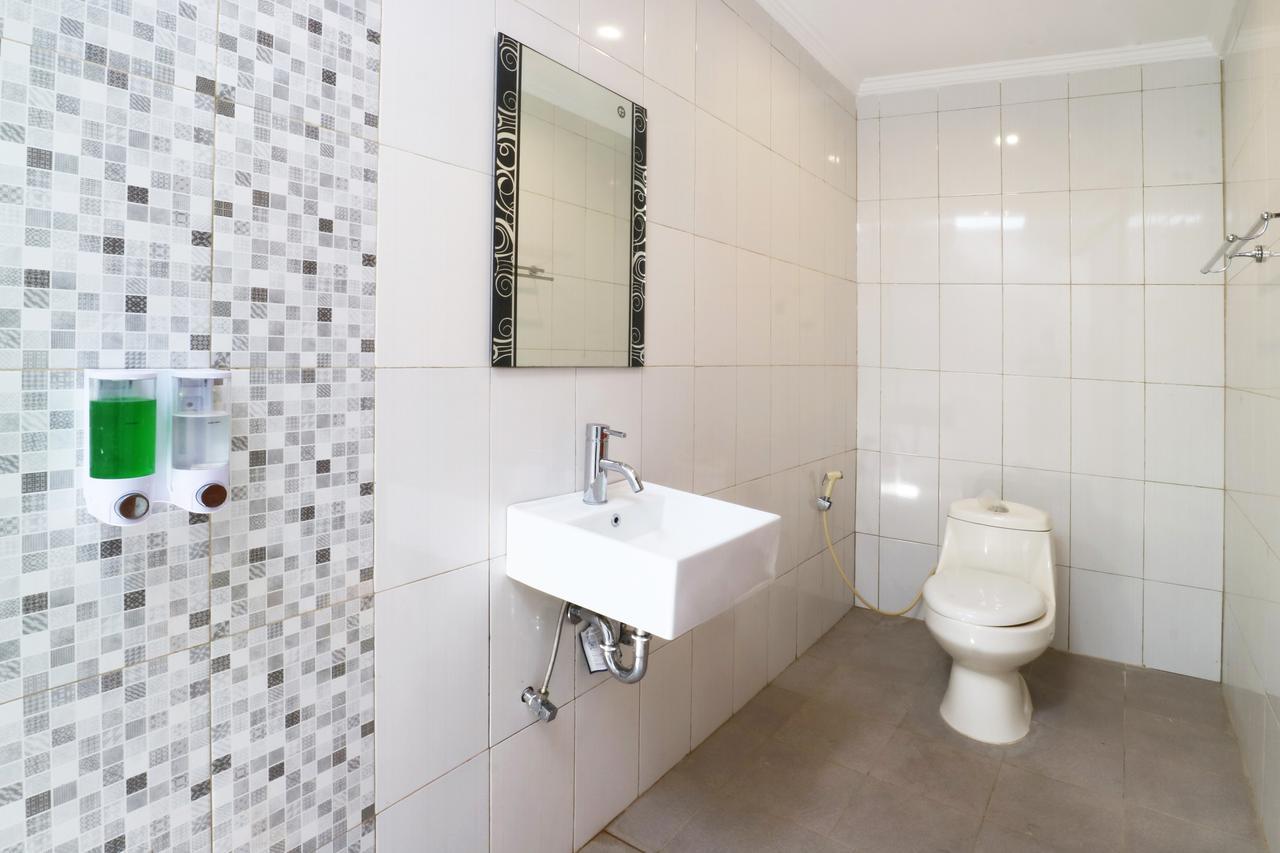 Aghasvina Guest House Canggu Екстериор снимка