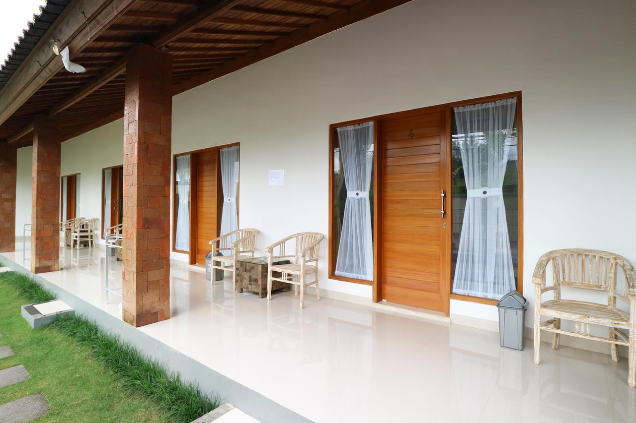 Aghasvina Guest House Canggu Екстериор снимка