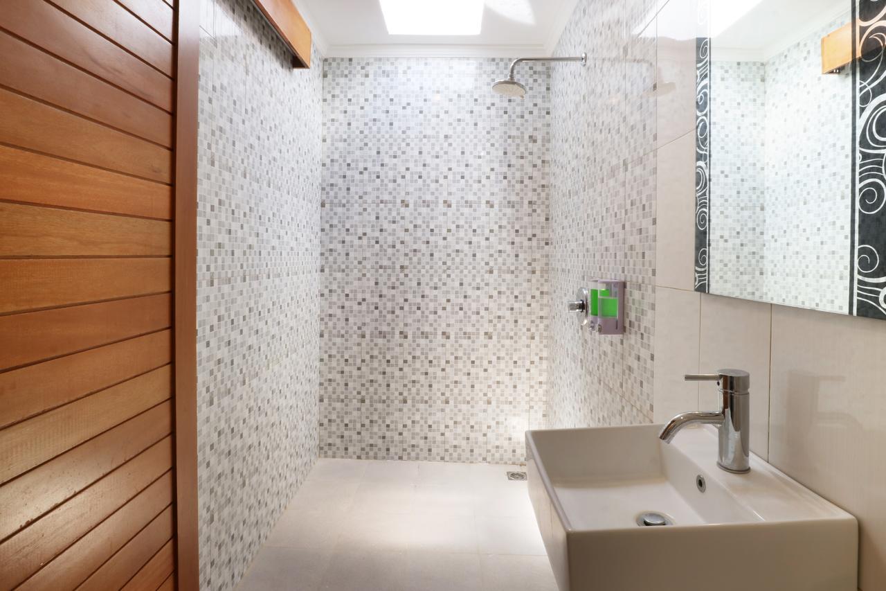 Aghasvina Guest House Canggu Екстериор снимка