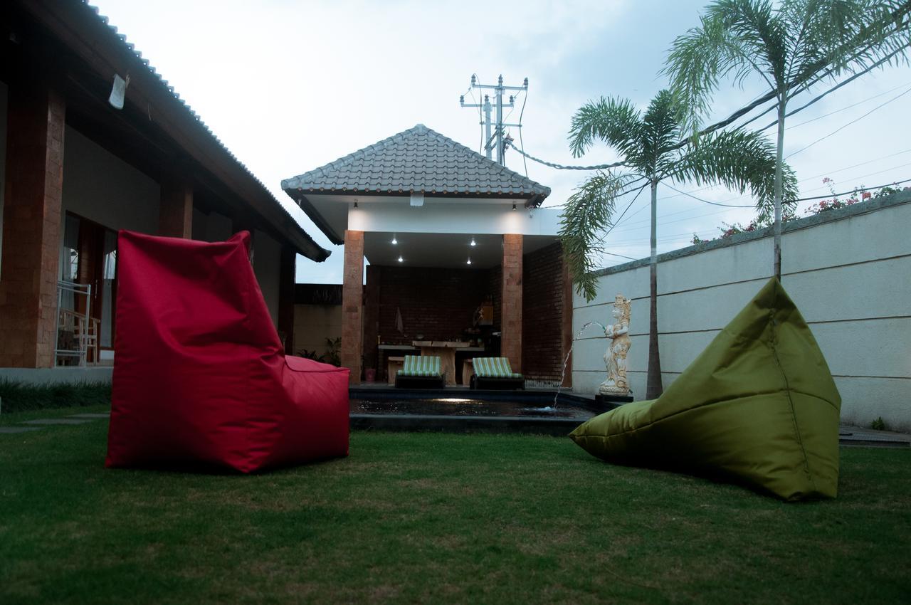 Aghasvina Guest House Canggu Екстериор снимка